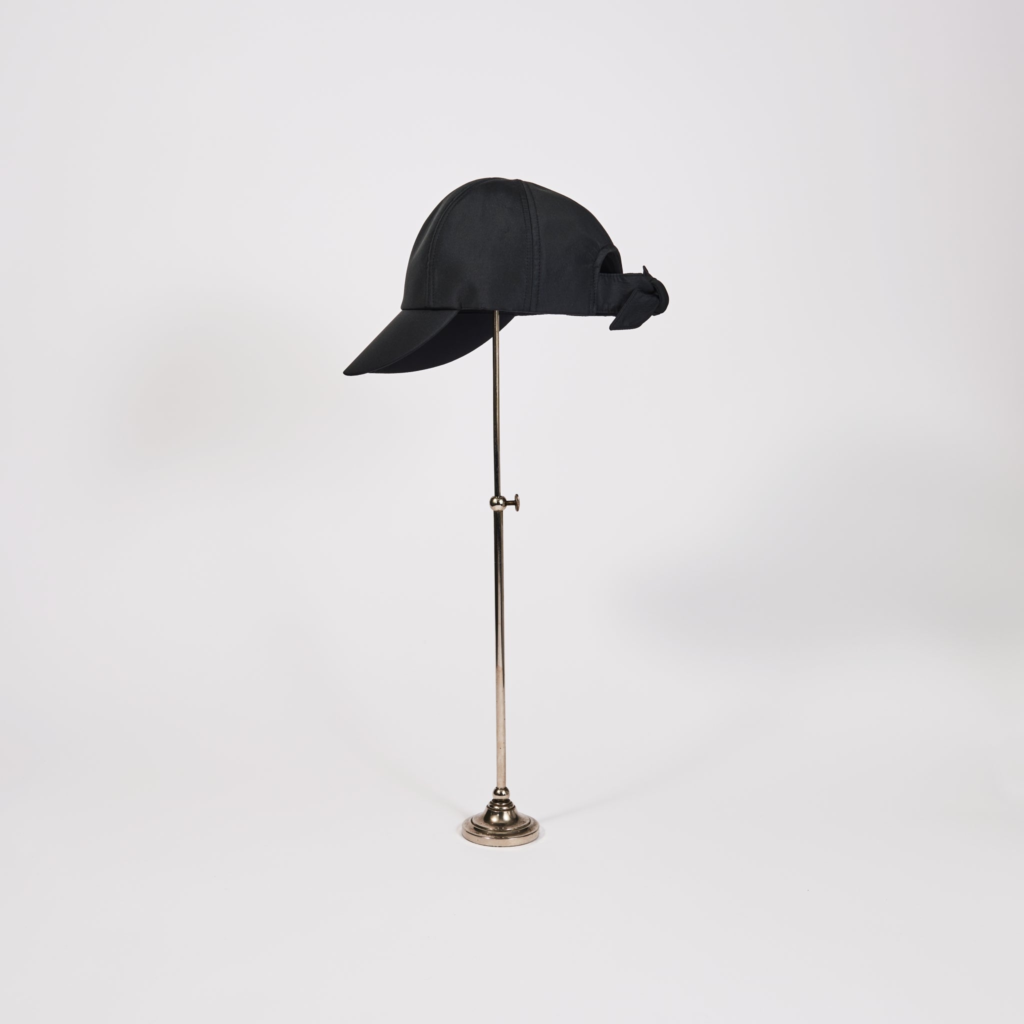 Barbara cap