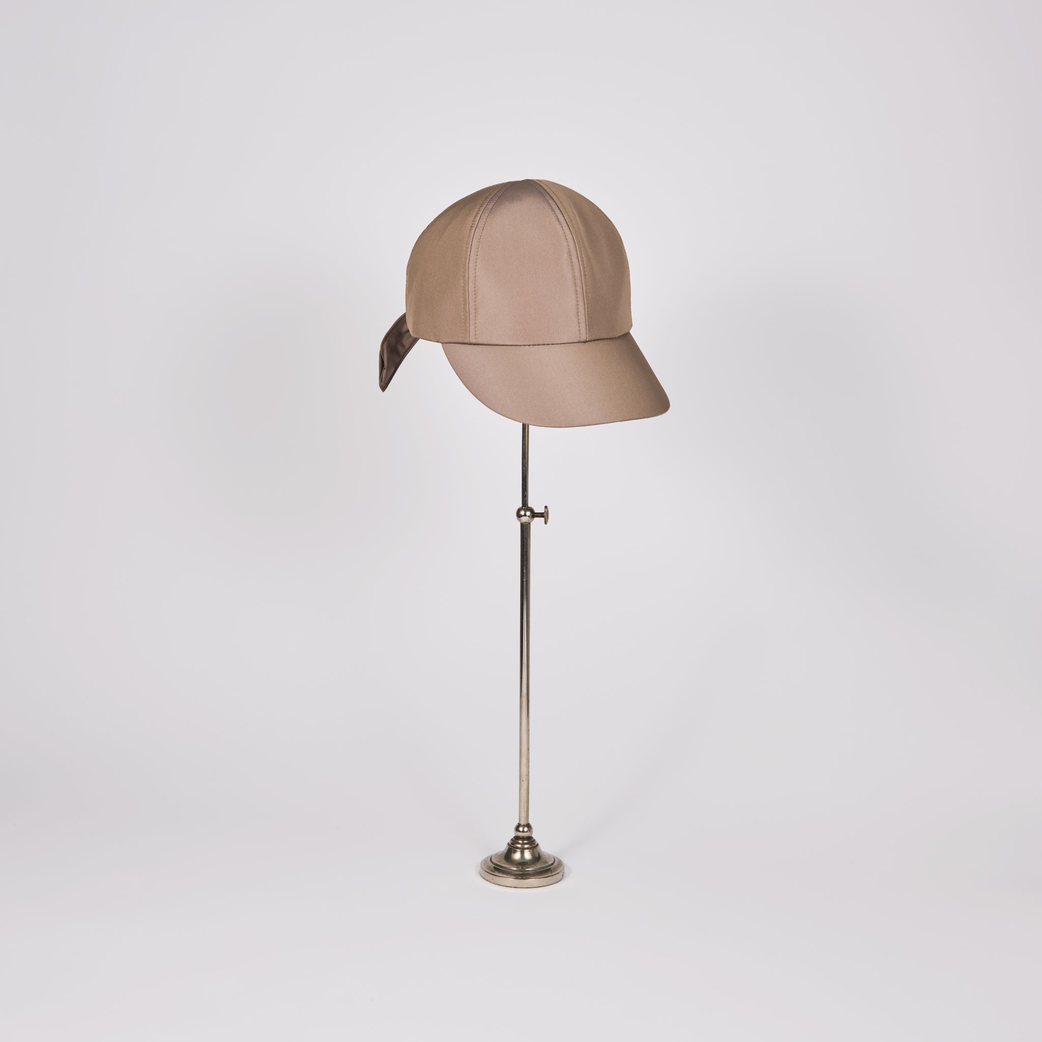 Barbara cap