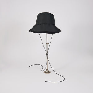 Chris hat